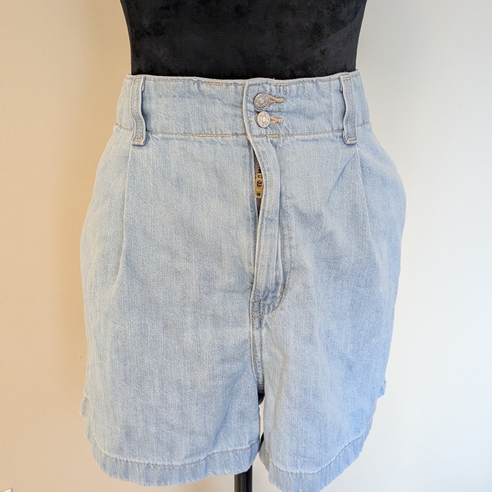 Denizen from Levi's Light Blue Jean Shorts